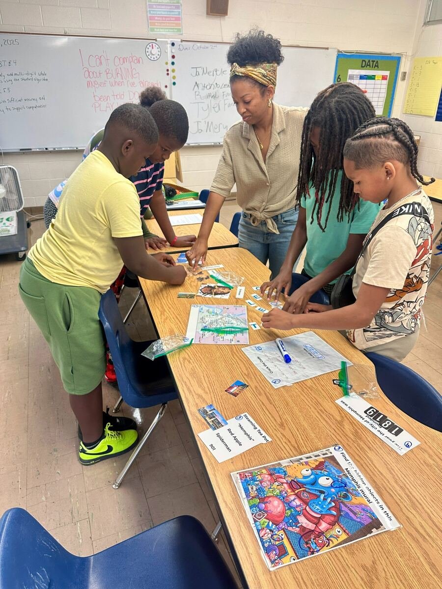 MYDG mentor guiding youth activities